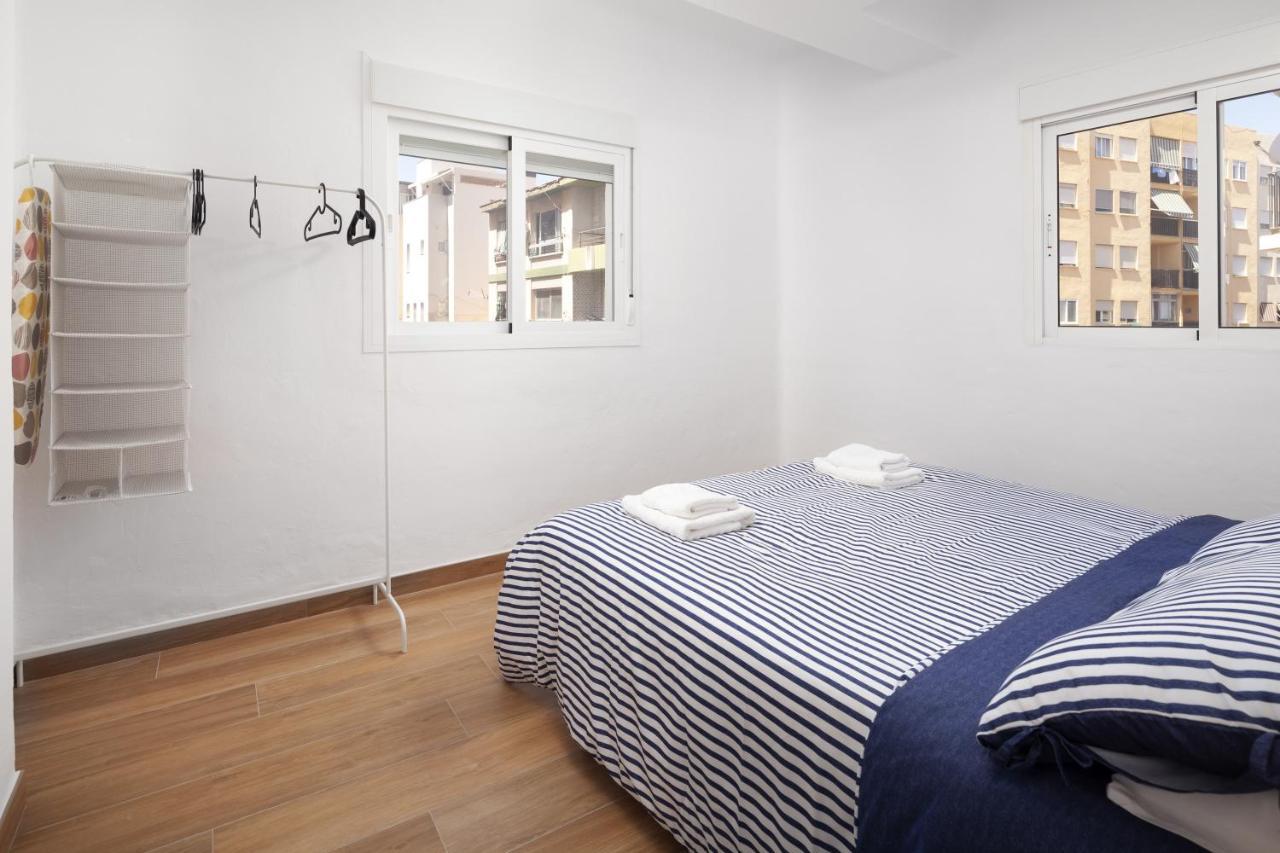 Apartamento Nuria Torre Del Mar Exterior photo